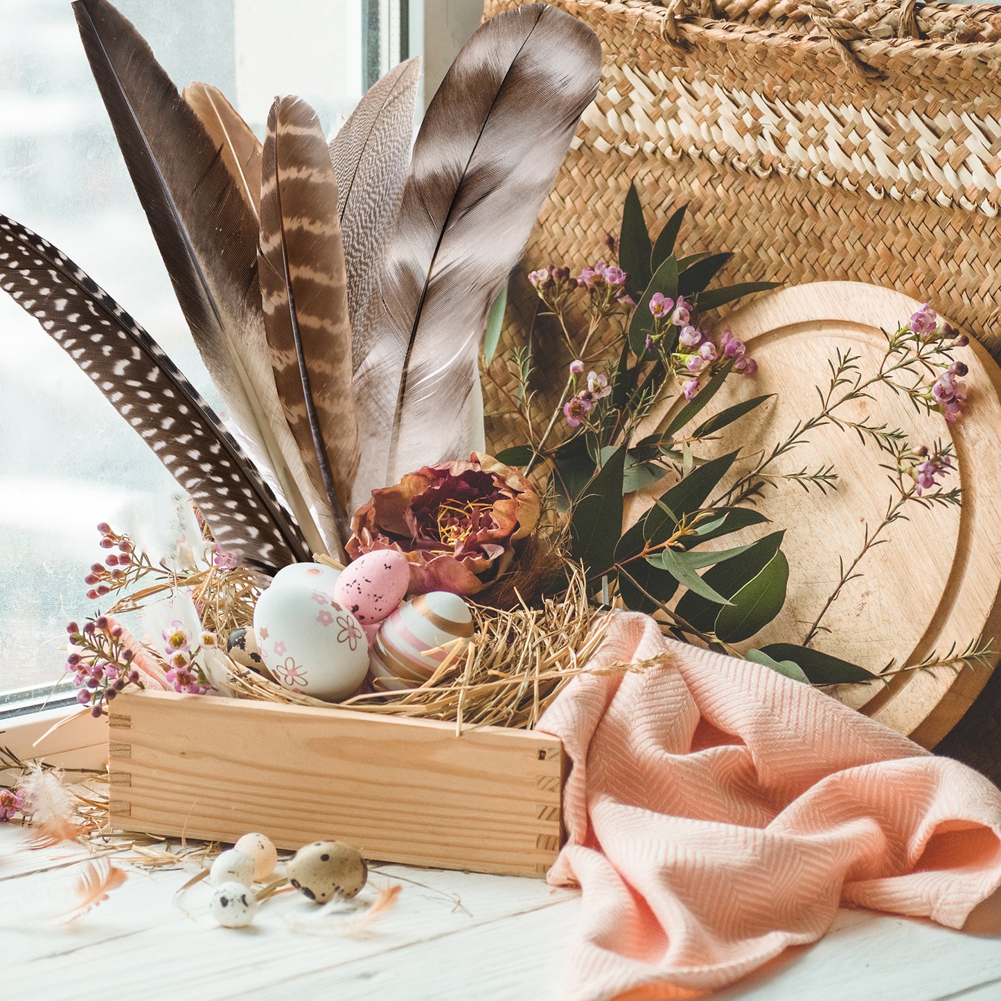 Natural wild bird feather combination 6-8 inches used for carnival parties, birthday parties, commercial bonfire parties, and decorative wild bird feather headpieces